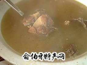 清炖牛尾汤