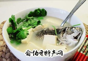 奶汤鲫鱼