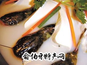 黄古鱼煮豆腐