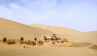 沙漠里的沙子能直接用来建造房屋吗？